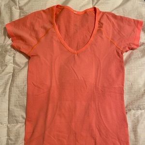 lululemon swiftly tech short sleeve shirt size 4
